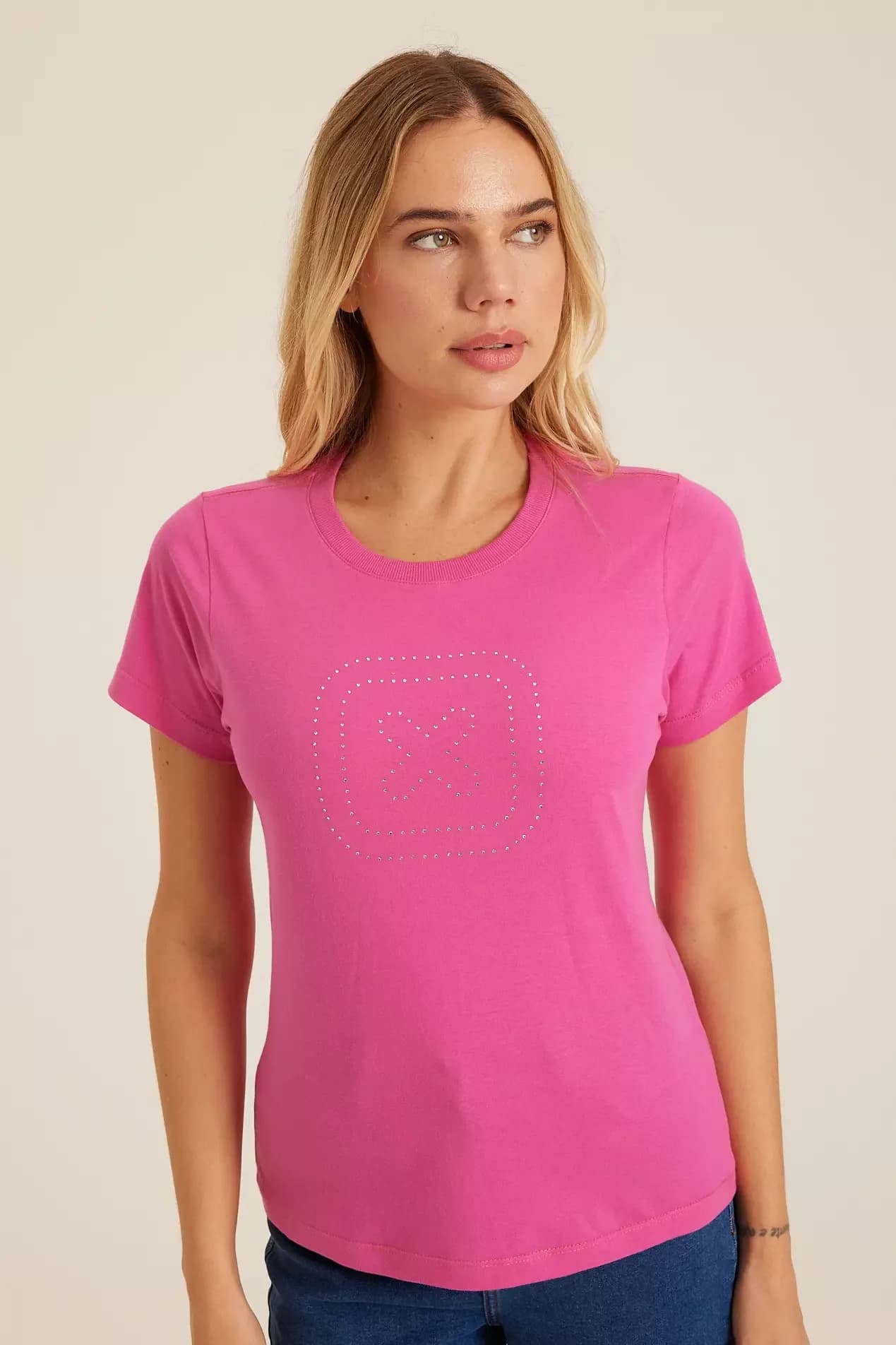 Camiseta Regular Fio 30 Penteada Strass
